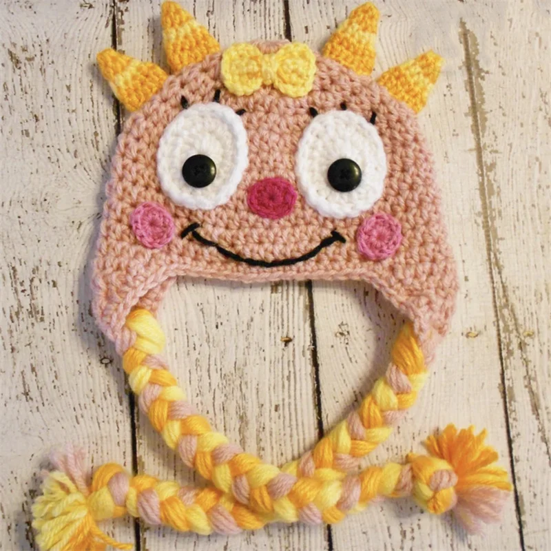 

Cute cartoon Little monster hat for kids Winter autumn warm Handmade crocheted Hat cosplay children Photographic Supplies