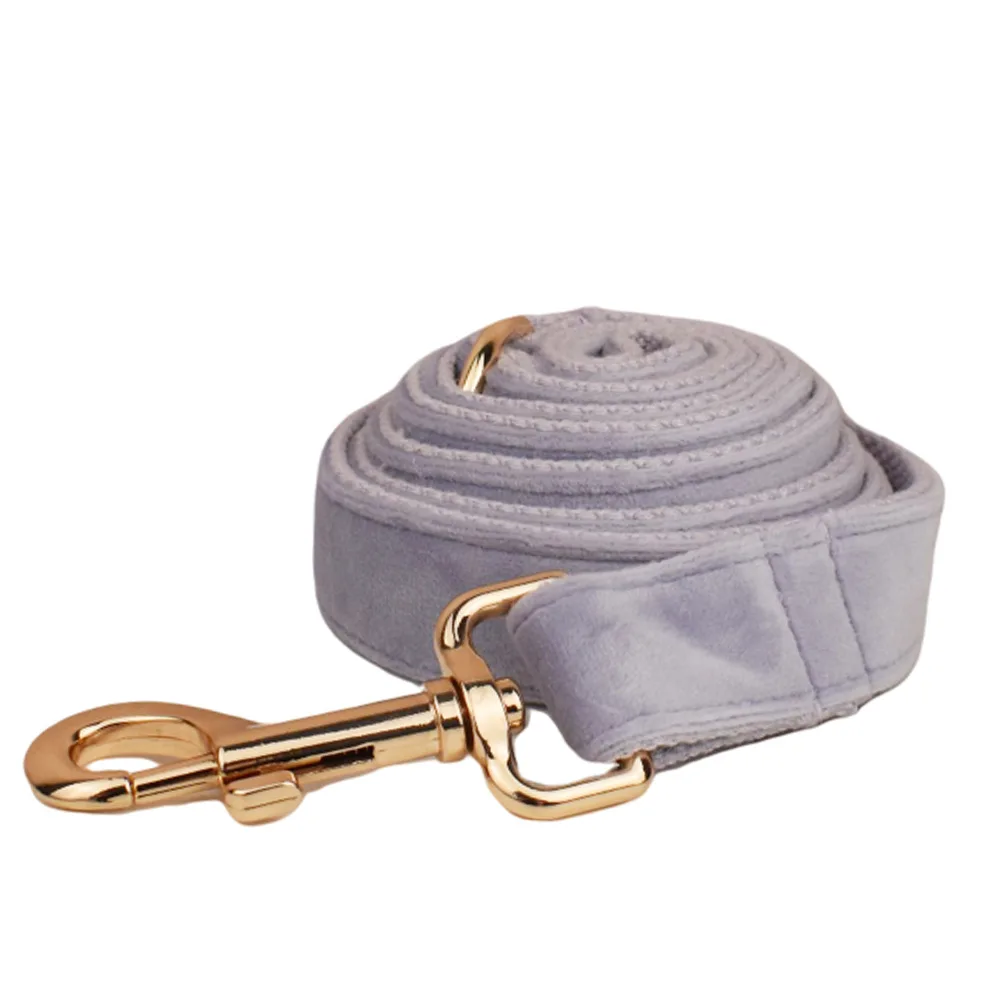 Set arnés y collar personalizado para perros de terciopelo lazo_voghion.com