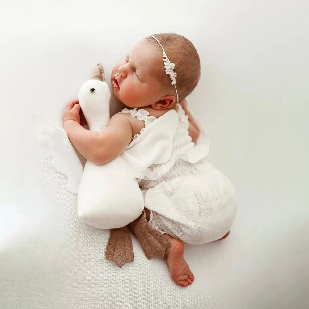 Newborn Baby Photography Outfit 2pcs Ruffle Top with Bloomers Set Infant Photo Shoot Clothes Soft Cotton Baby Shower Gift Props