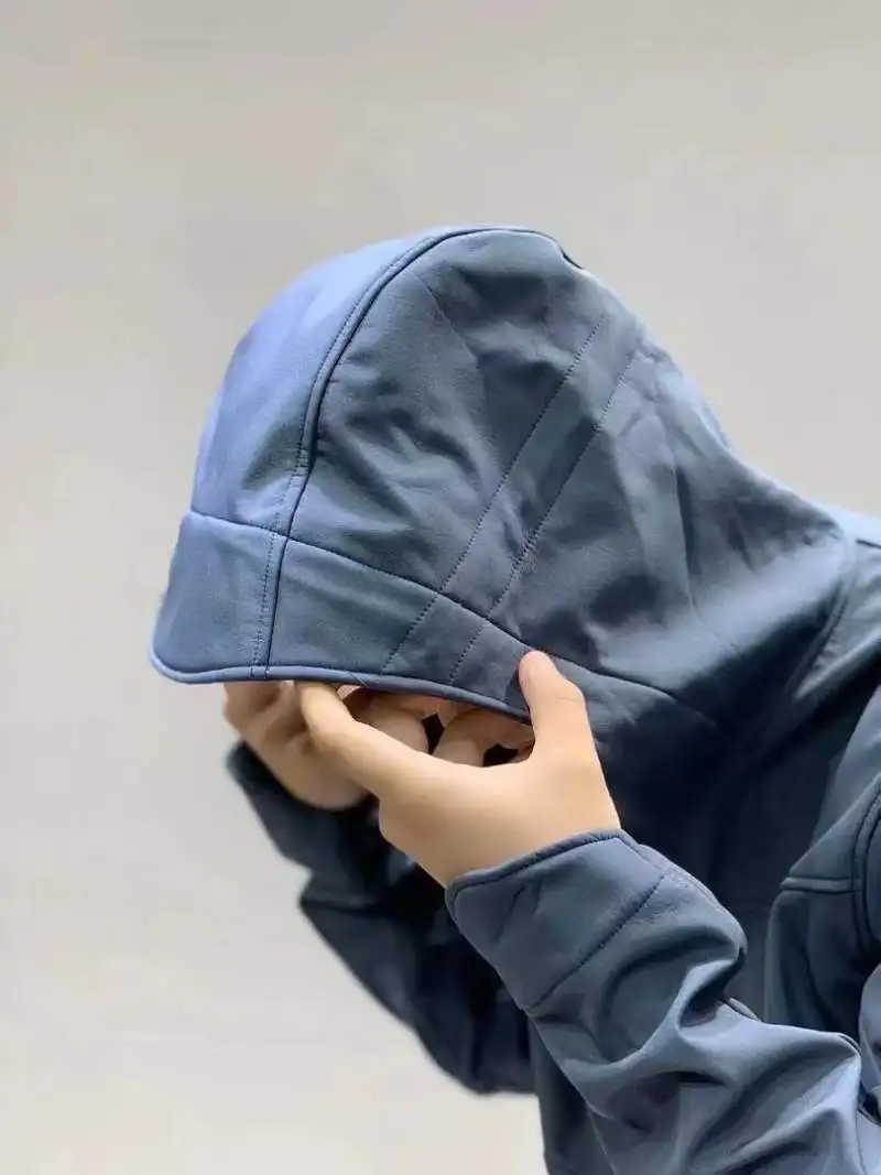 

Outdoor Autumn and Winter Windproof and Warm Soft Shell Cycling Sports Men Casual Hiking Fishing Windproof and Waterproof Jacket