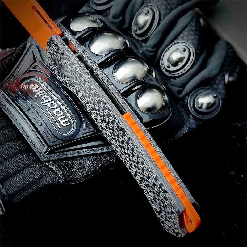 Carbon Fiber BM 15535 Hunt Taggedout Folding Knife CPM-154 Clip Point Blade EDC Outdoor Camping Hunting Survival Knives