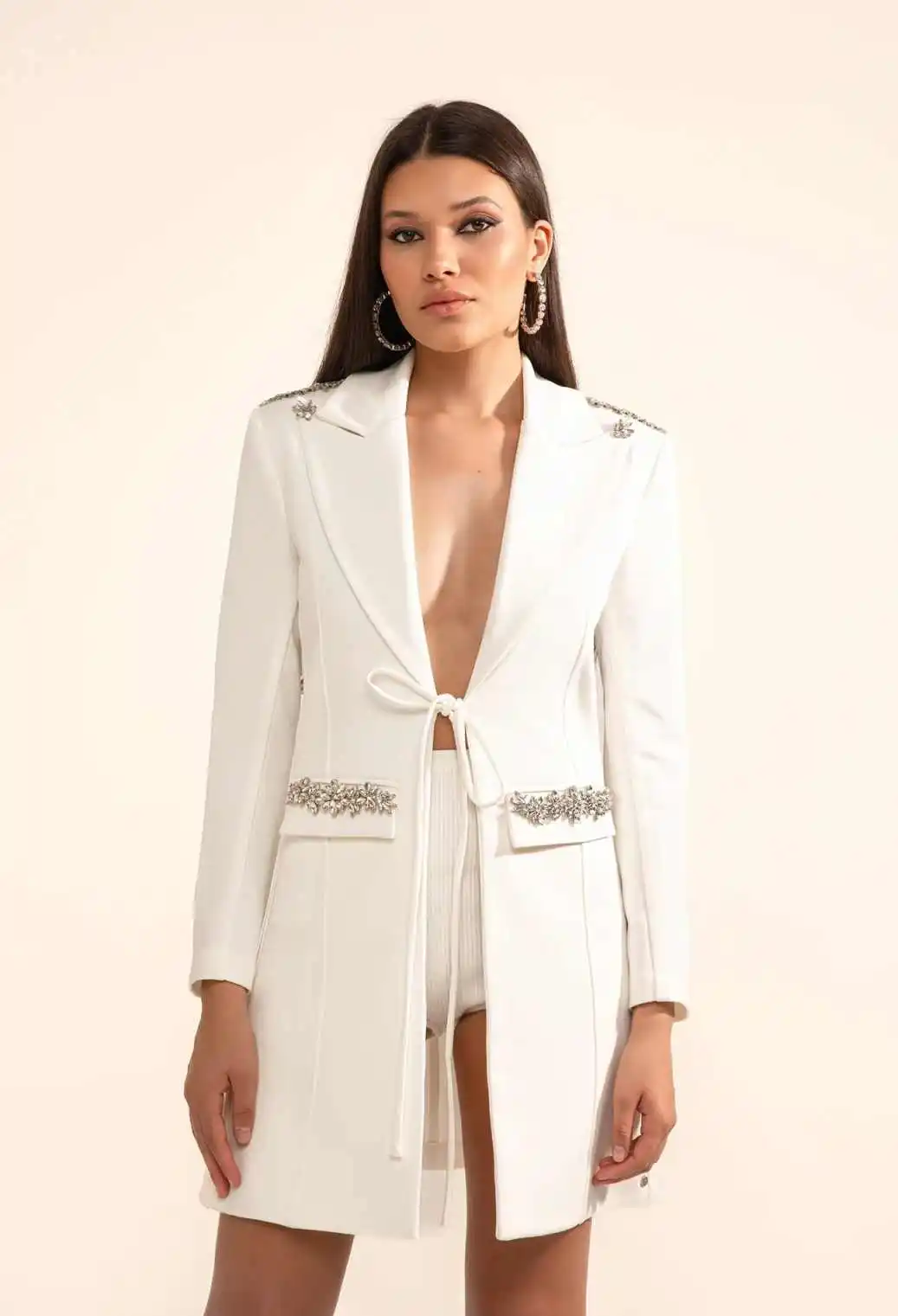 Customized 2 Piece Set Single Breasted Diamond Luxury V Neck Women Suits Simple Beads Notched Lapel Plus Size Women Blazer view 2