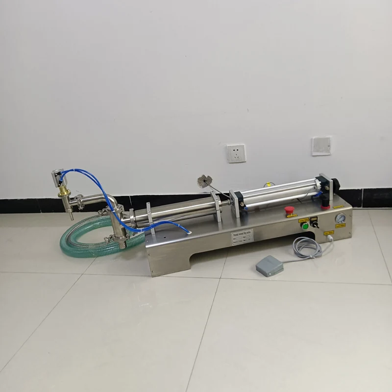 آلة تعبئة جديدة فوهة واحدة معدات تعبئة كمية سائلة 10-1000 مل آلة تعبئة السوائل من الفولاذ المقاوم للصدأ