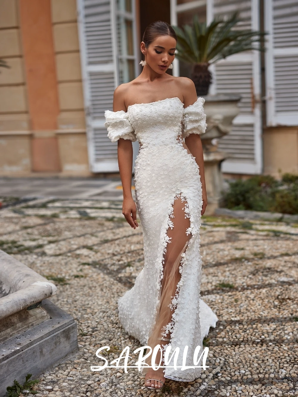 

Elegant White 3D Floral Mermaid Wedding Dress Off Shoulder Puff Sleeve High Split Backless Lace-up Bridal Gown Floor Length