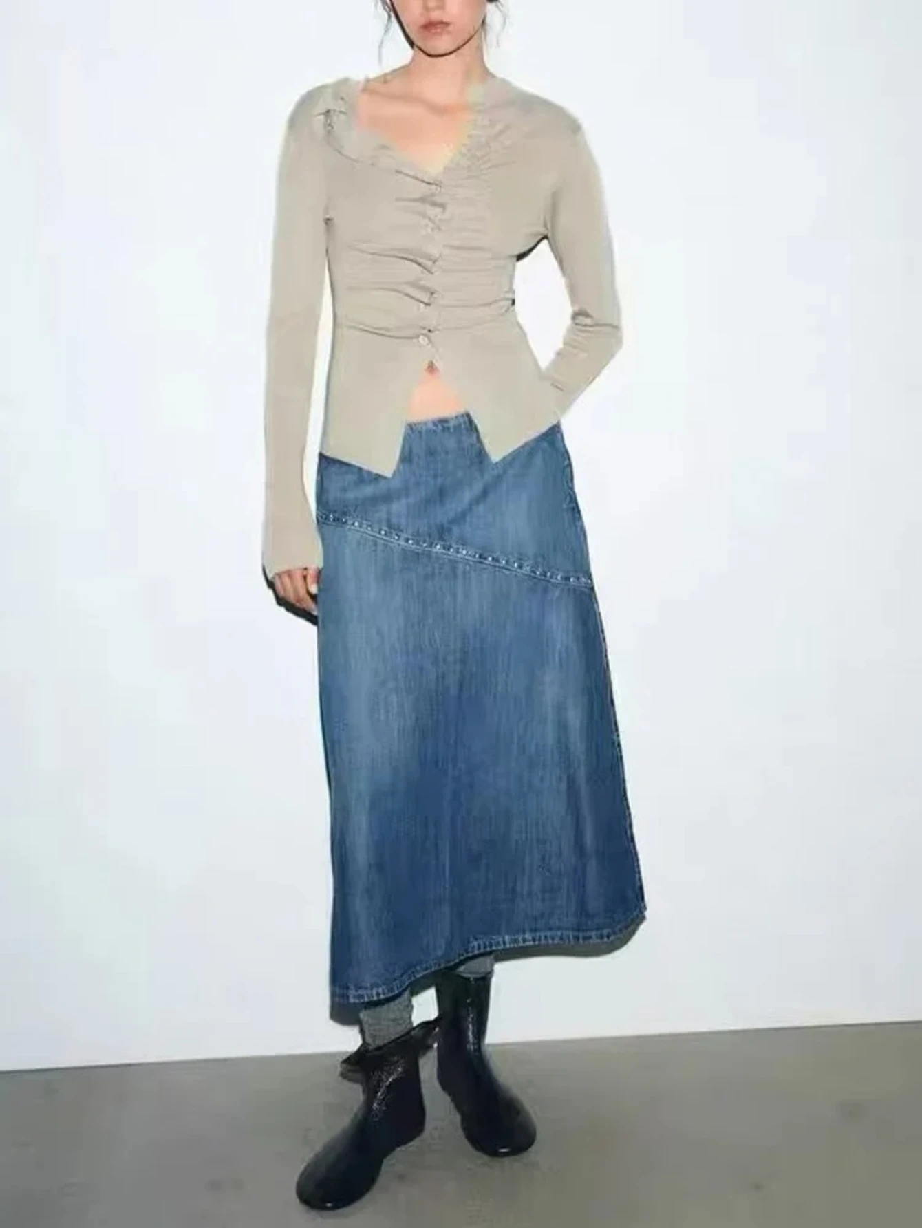 

European and American style winter new arrival women's fashion slim fit round neck long sleeve pleated knit cardigan coat