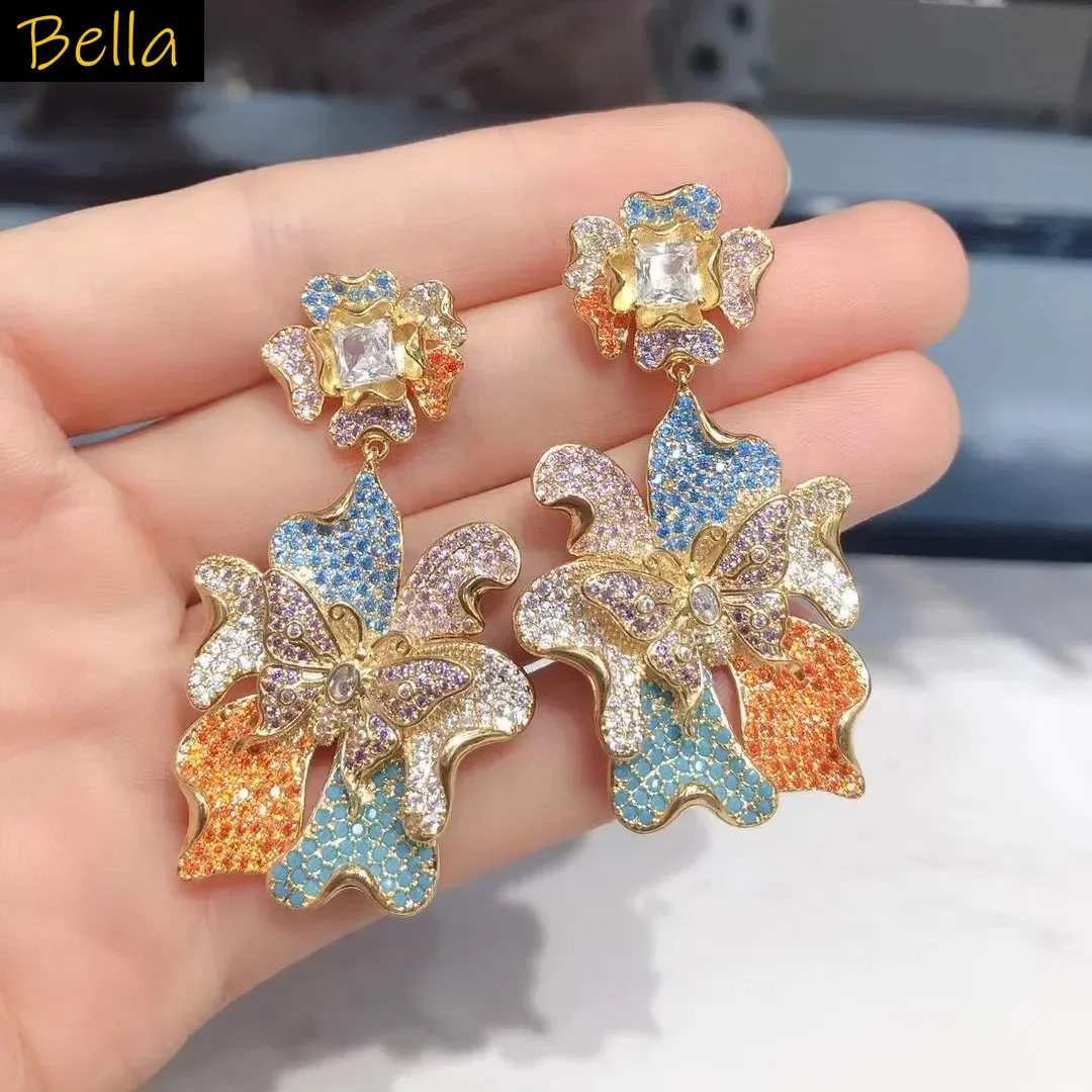 

Shiny Zircon Flower Earrings Bride Wedding Dinner Party Luxury Jewelry Pink Blue Black Butterfly Pendant Earrings Large Petals
