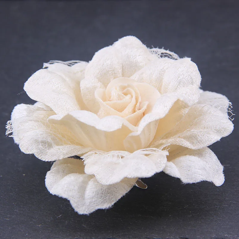 New Handmade Fabric Camellia Flower Brooch Pin Scarf Buckle Corsage Laple Pins Badge Brooches for Women Jewelry Accessories