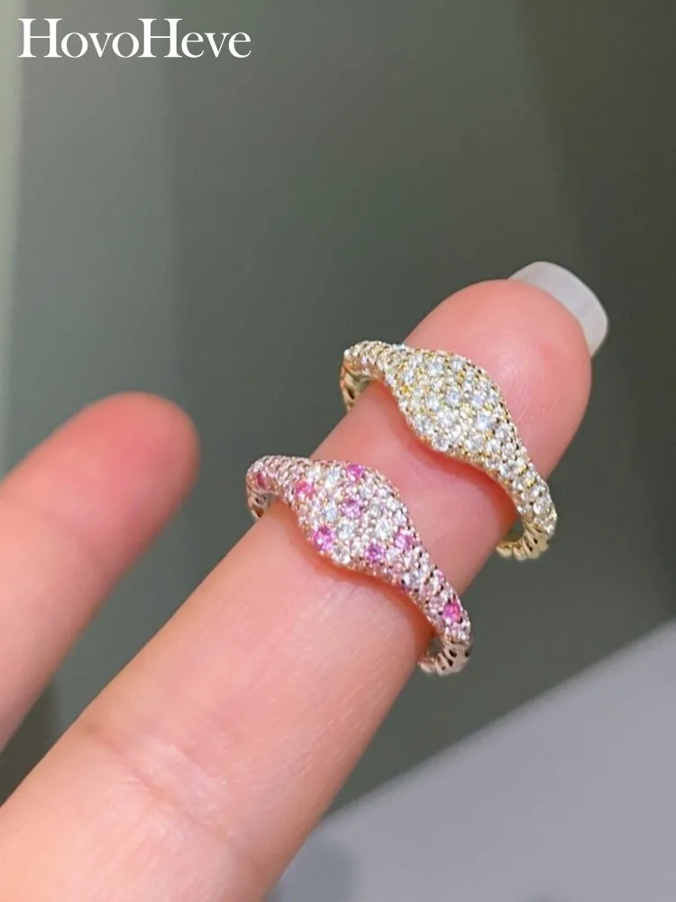 Shiny Diamonds Studded Ladies Rings 925 Silver Fine Jewelry Vintage Women Simulated Diamond Party Accessory New Fashion Rings