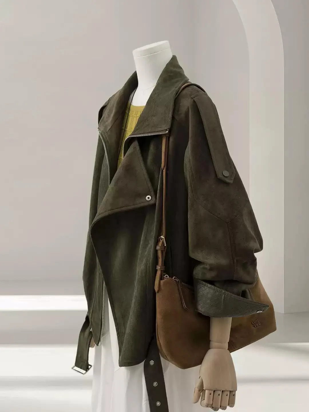 Retro Suede Short Jacket Women's 2026 Spring Autumn New Korean Loose Versatile Motorcycle Style Collar Coat Casual Top