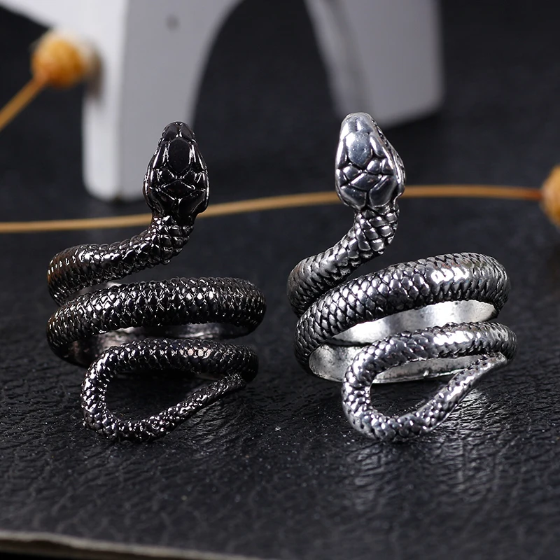 Retro Snake Ring for Women Metal Gothic Men Rings Vintage Adjustable Ring for BFF Black Ring Party Jewelry Accessories Gift