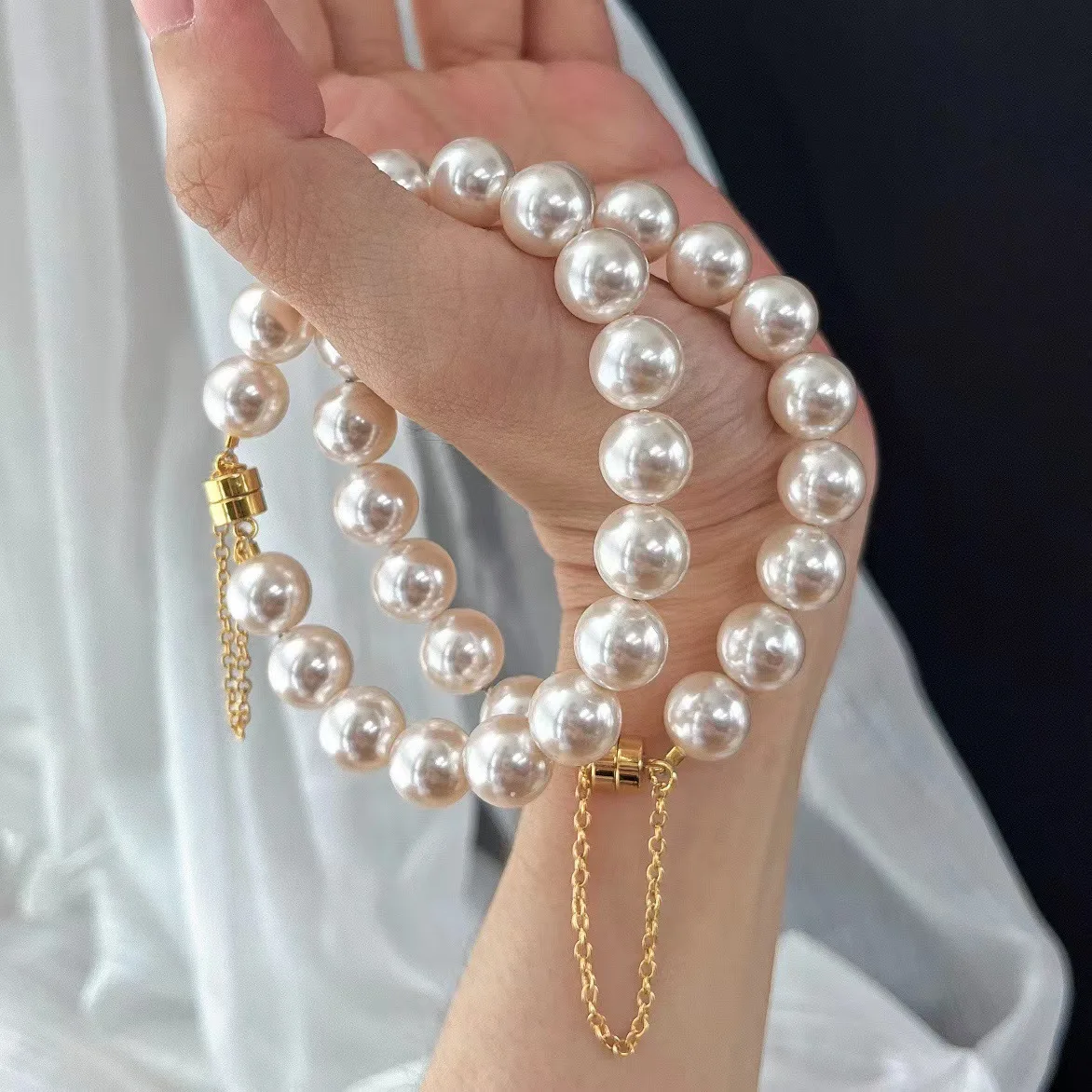 Magnetic Clasp Tassel Bracelet, Vintage Ivory Fringe Hand Chain, Elegant Everyday Accessory for Her Gift - view 3