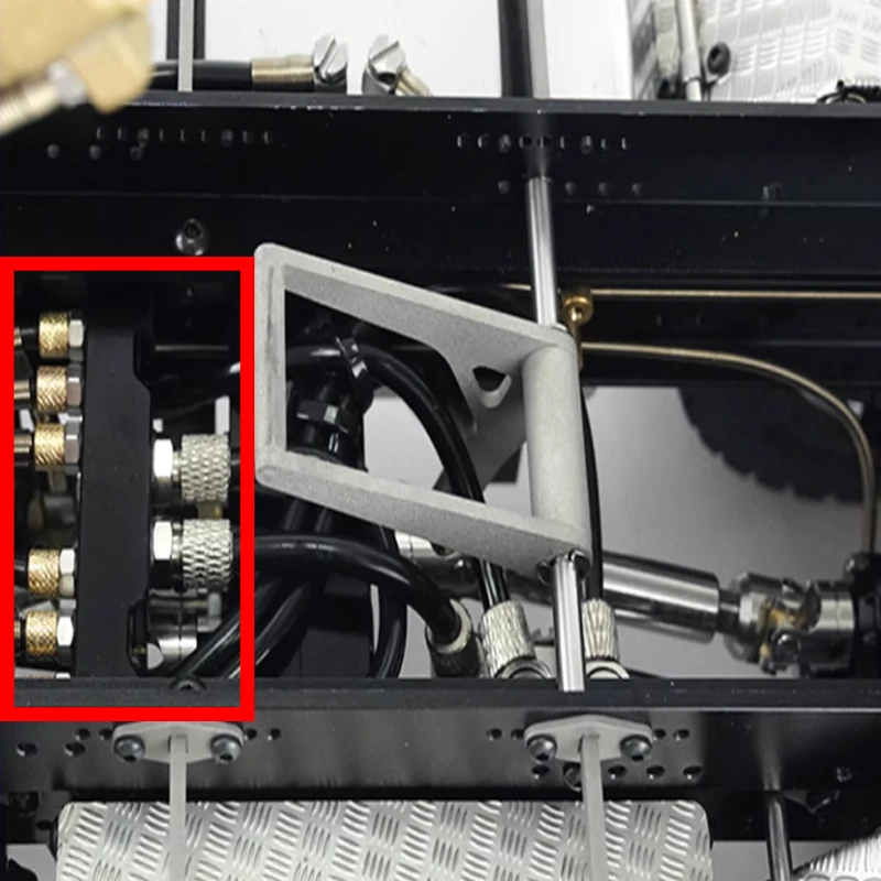 

LESU 1/14 Roll-on/Roll-off Truck Four-Way Connector Diverter DIY Hydraulic Model System Modification Parts Y-1507