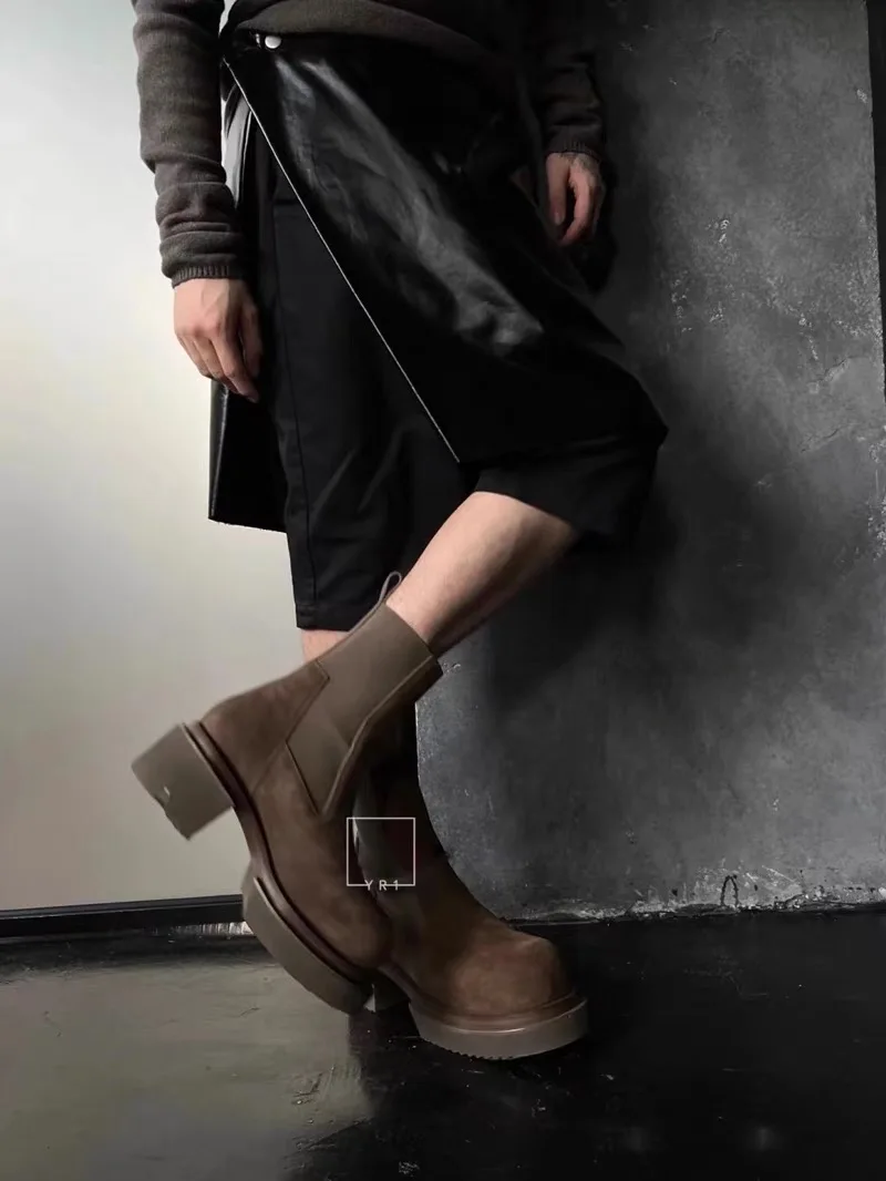 

Autumn and Winter Cow Reversed Fleece Men's Boots Thick Sole Brown Smoke Pipe Boots Fashion Show Style