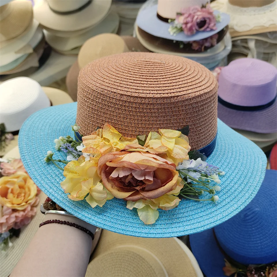 Beach Hat Rose Flower Decoration Summer Straw Hat Women  display picture 2