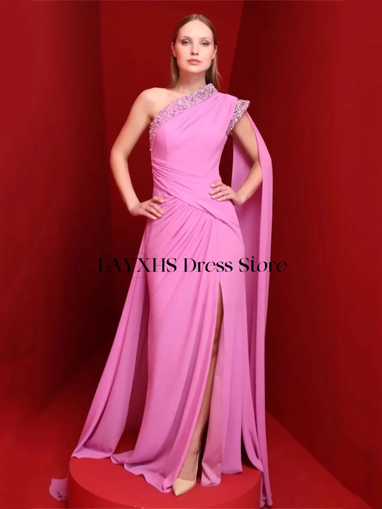 LAYXHS Moda Vestidos de Noite de Um Ombro Rosa Sereia Frisada Fenda Lateral Vestidos de Baile Personalizados فساتmavera