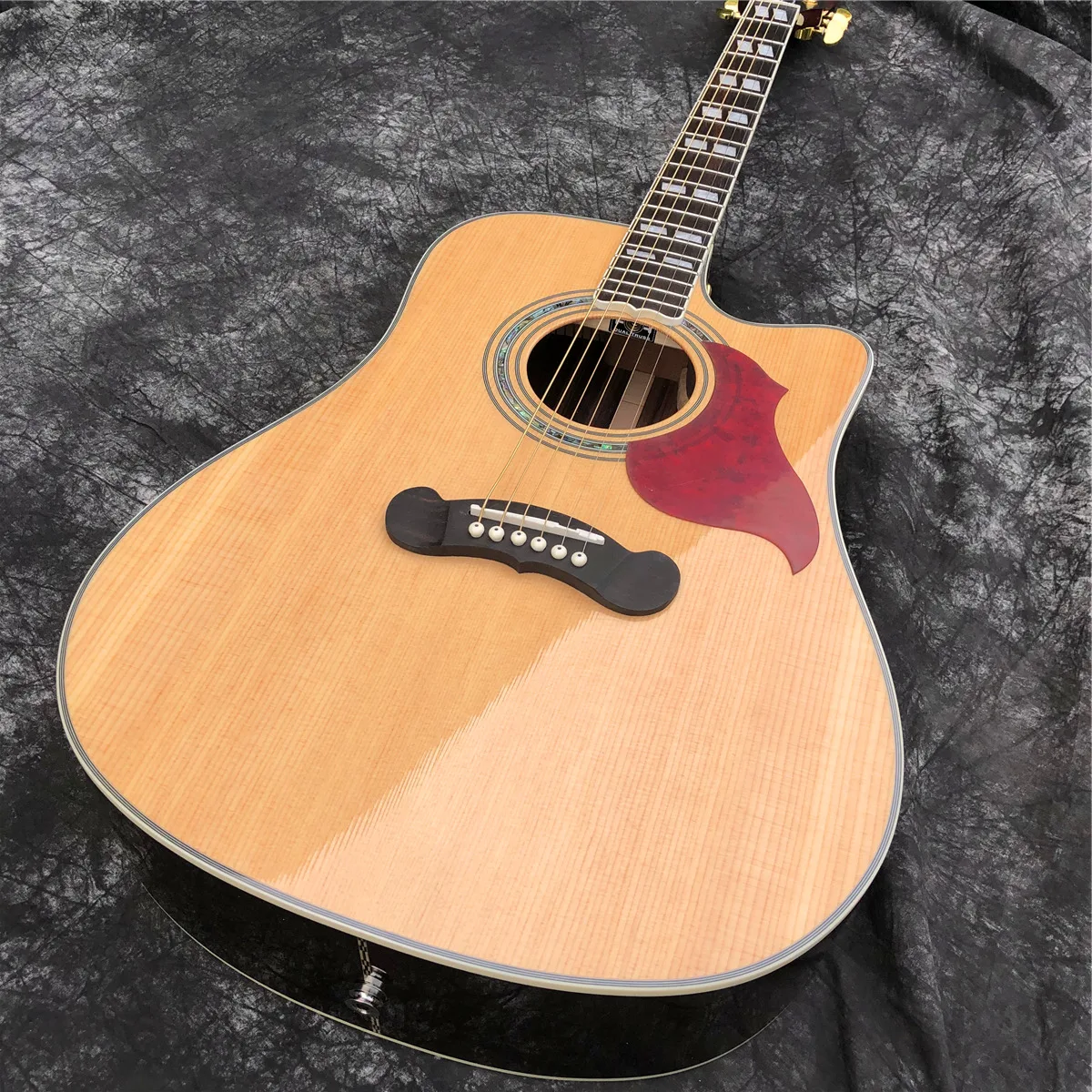 Cutaway Solid Cedar Top Songwriter Acoustic Guitar 41 Inches Rosewood Body