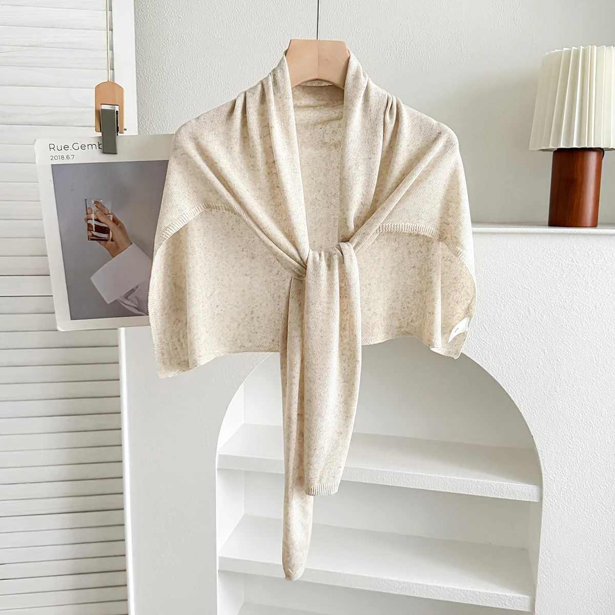1Pc Knitted Solid Color Small Shawl for Women, Knitted Shoulder Cover-Up, Versatile Layering Accessory for Spring and Autumn, High-End Decorative Piece