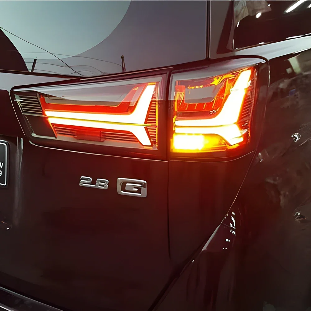 

Модифицированный автомобильный задний фонарь в сборе для Toyota Innova 2016-2020, светодиодный автоматический задний фонарь с высокой настройкой, противотуманный тормоз, аксессуар для указателя поворота