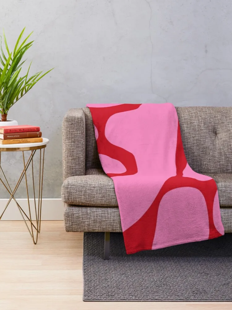 Preppy Coral Reefs Pattern in Red and Pink Throw Blanket Decorative Sofa Blankets