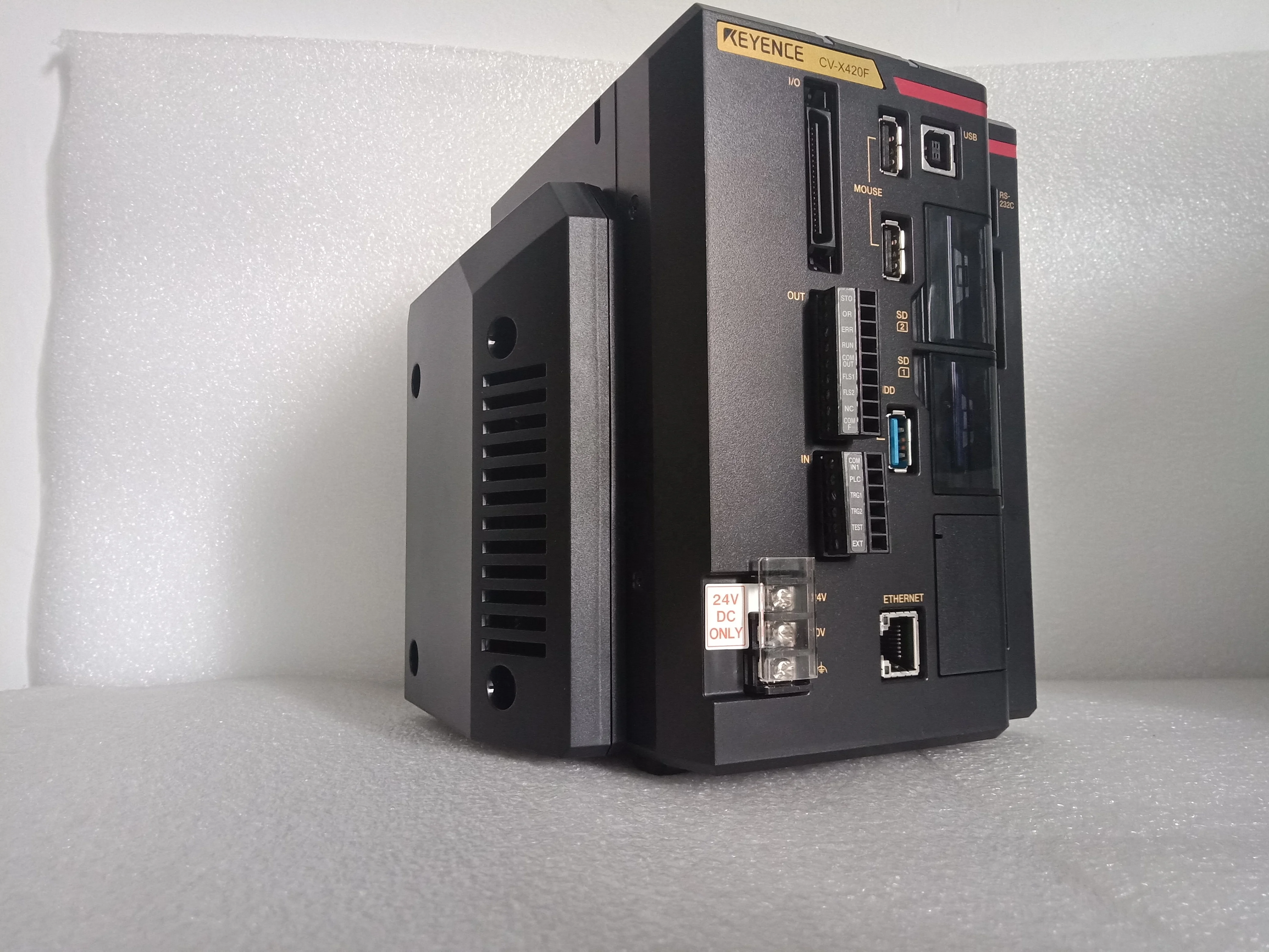 CV-X402A con controlador de garantía Sistema de visión CV X402 a
