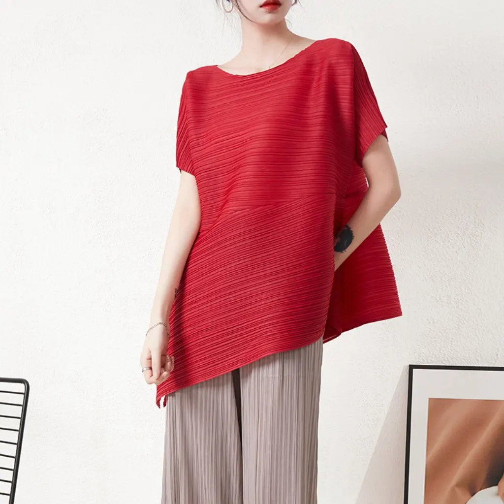 

Женский плиссированный короткий топ Miyake, асимметричная футболка с круглым вырезом, летний дизайн, свободный крой, большие размеры, с коротким рукавом