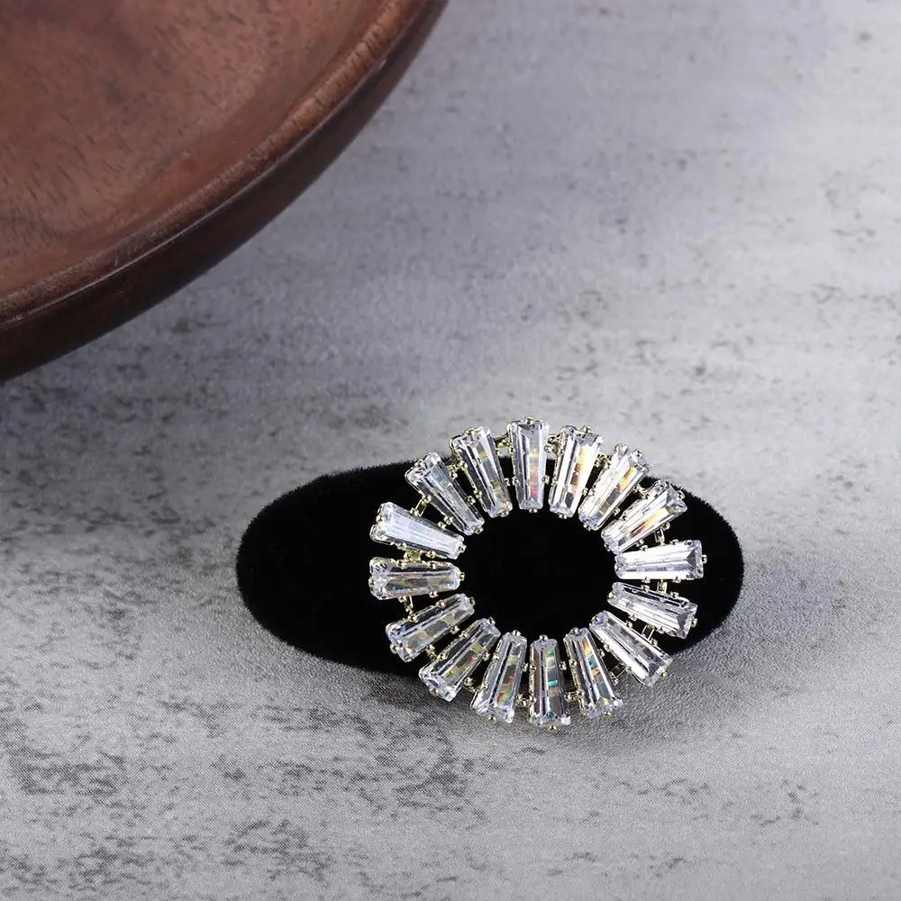 

Temperament French Luxury BB clip Bow Hairband Zircon Korean Style Hairpin Velvet Duckbill Clip Girls Hair Clip Sweet Barrettes