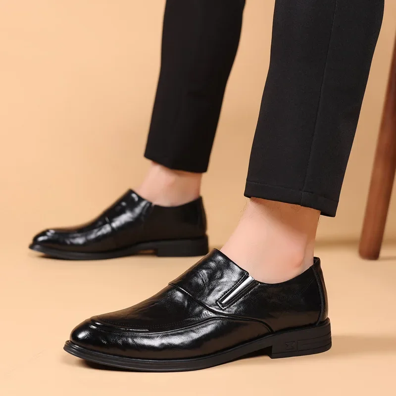 Autumn New Men Genuine Leather Dress Shoes Fashion Pointed Toe Work Business Leisure Shoes