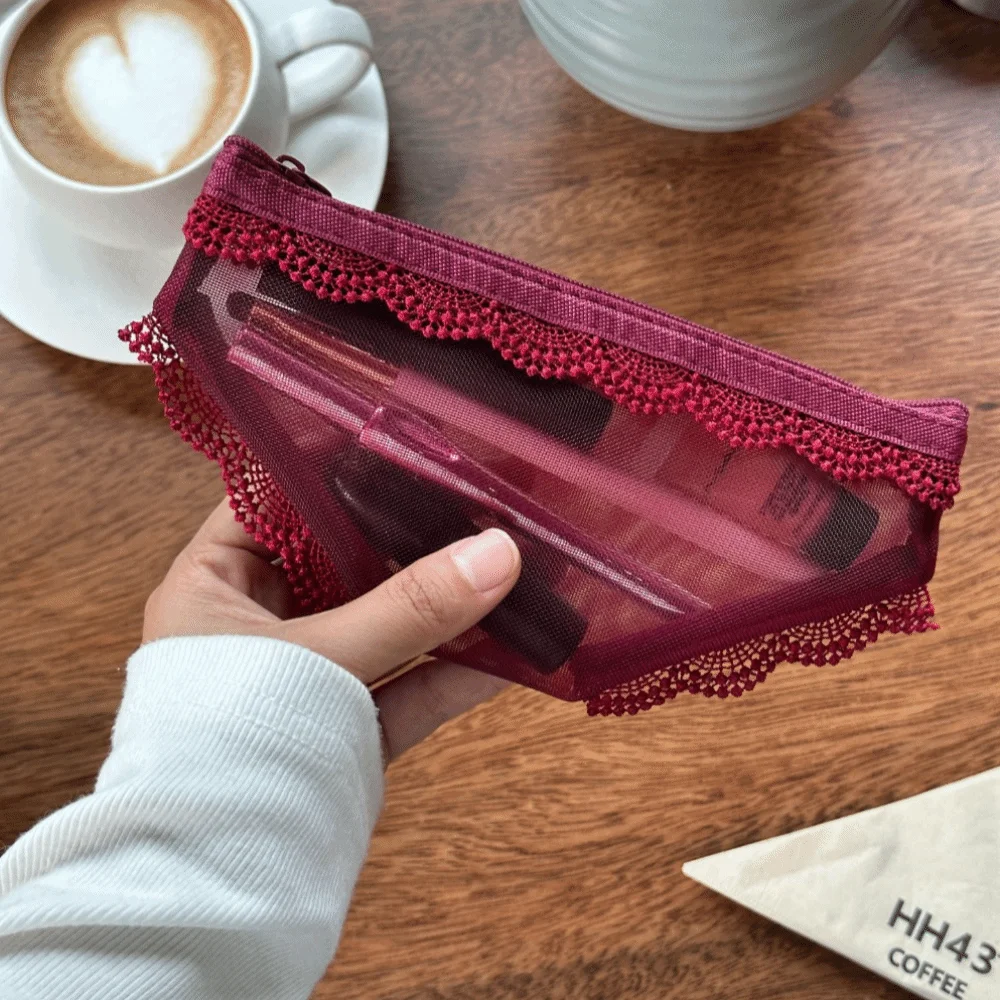 Einzigartige Slip-förmige Kosmetiktasche Transparente Netz-Make-up-Aufbewahrungstasche Y2K Spitzen-Herz Toilettentasche für Reisen – Detail 7