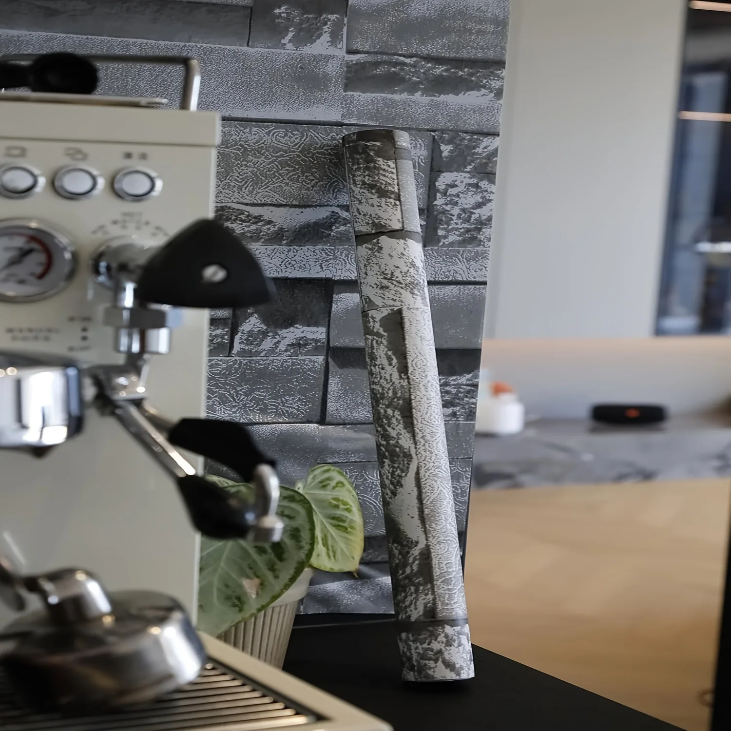 ملصق حائط ثلاثي الأبعاد من الطوب PVC ذاتي اللصق مقاوم للماء وقابل للإزالة لغرفة المعيشة وغرفة الطعام وتصميم الطوب الرمادي