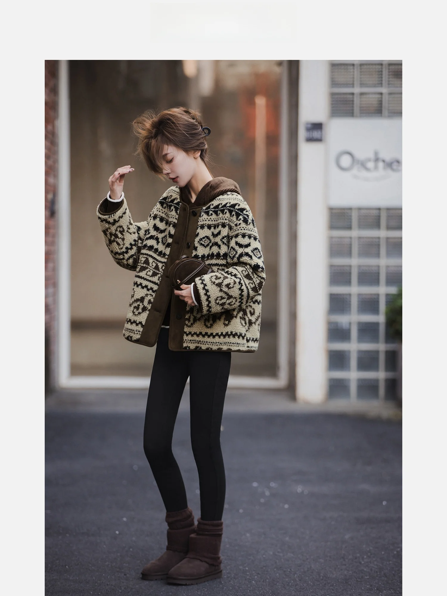 

Ci of Manchester Outerwear Floral Embroidery Lamb Skin ort Jaet Women Winter Loose Thiened Upper Apparel