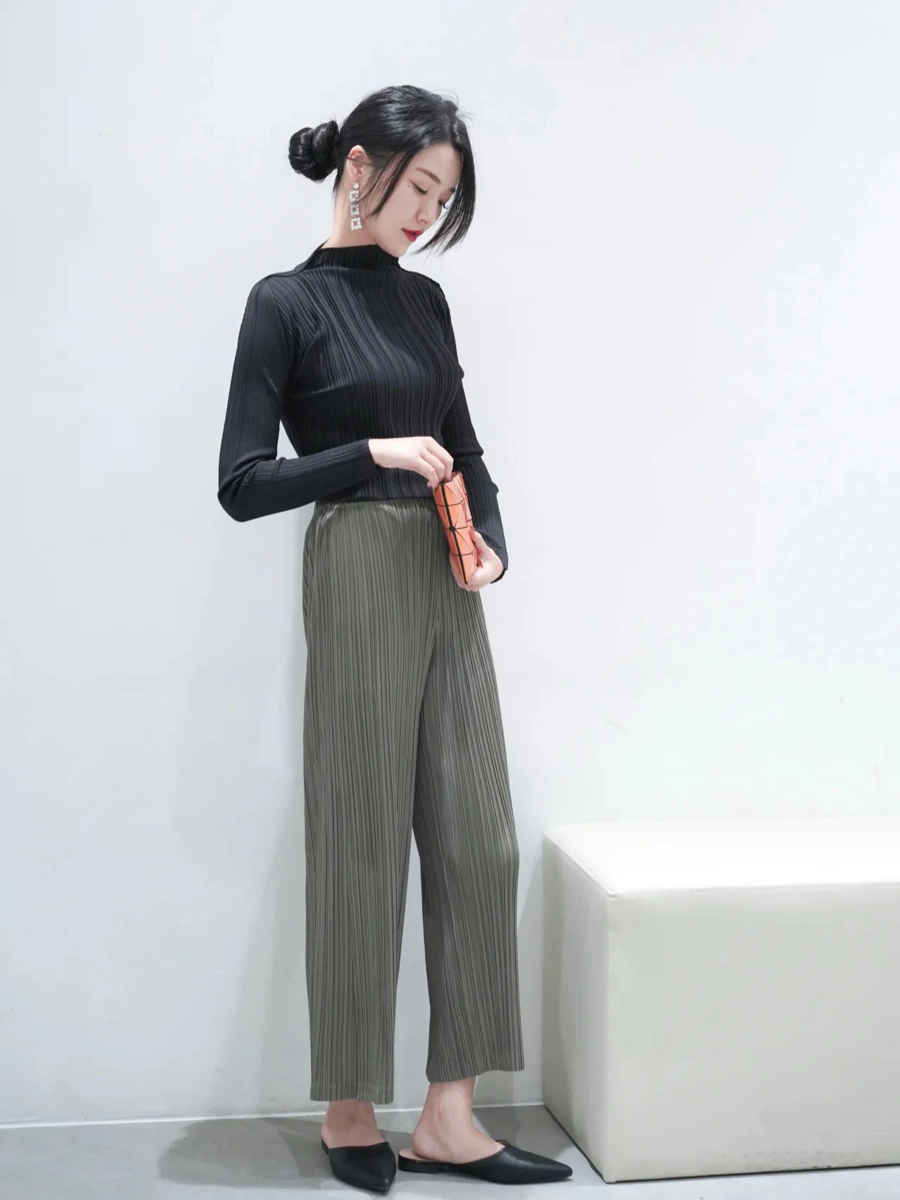 Miyake Pleated Top Design Feels Versatile, Slimming and Minimalist. Thin Standing Neck, Long Sleeved, High-end T-shirt for Women