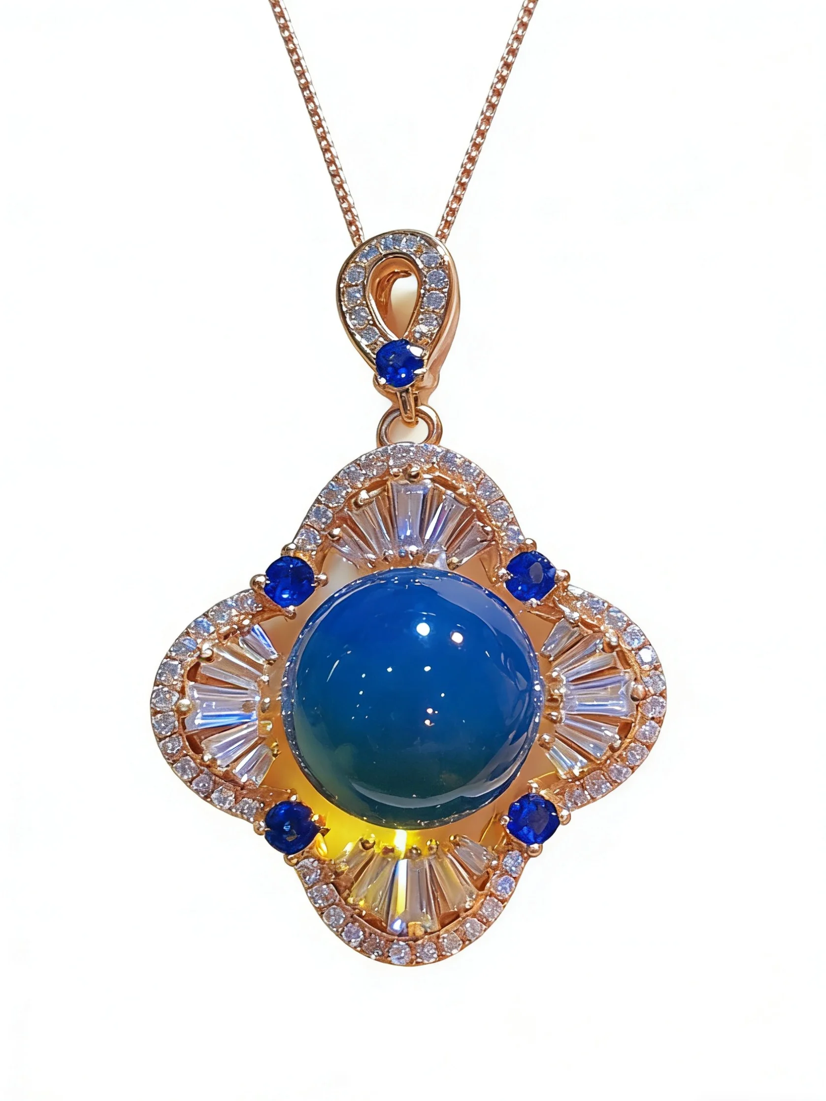 

Natural Mexican Blue Amber Pendant, 12mm Round Four Leaf Clover in Sterling Silver, Retro Luxury Jewelry for Women