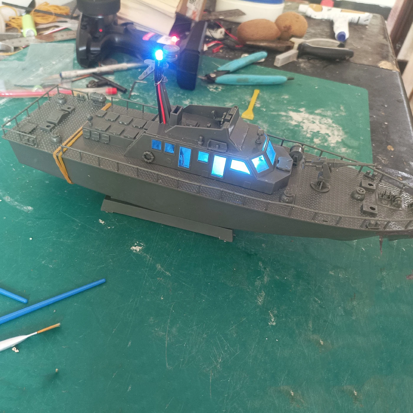 เรือบังคับวิทยุ RC ขนาด 30 ซม. กันน้ำ รุ่นจำลอง 5868 Patrol  เรือบังคับวิทยุแบบมอเตอร์เดี่ยว รุ่น RTR ของเล่นเด็กผู้ชาย