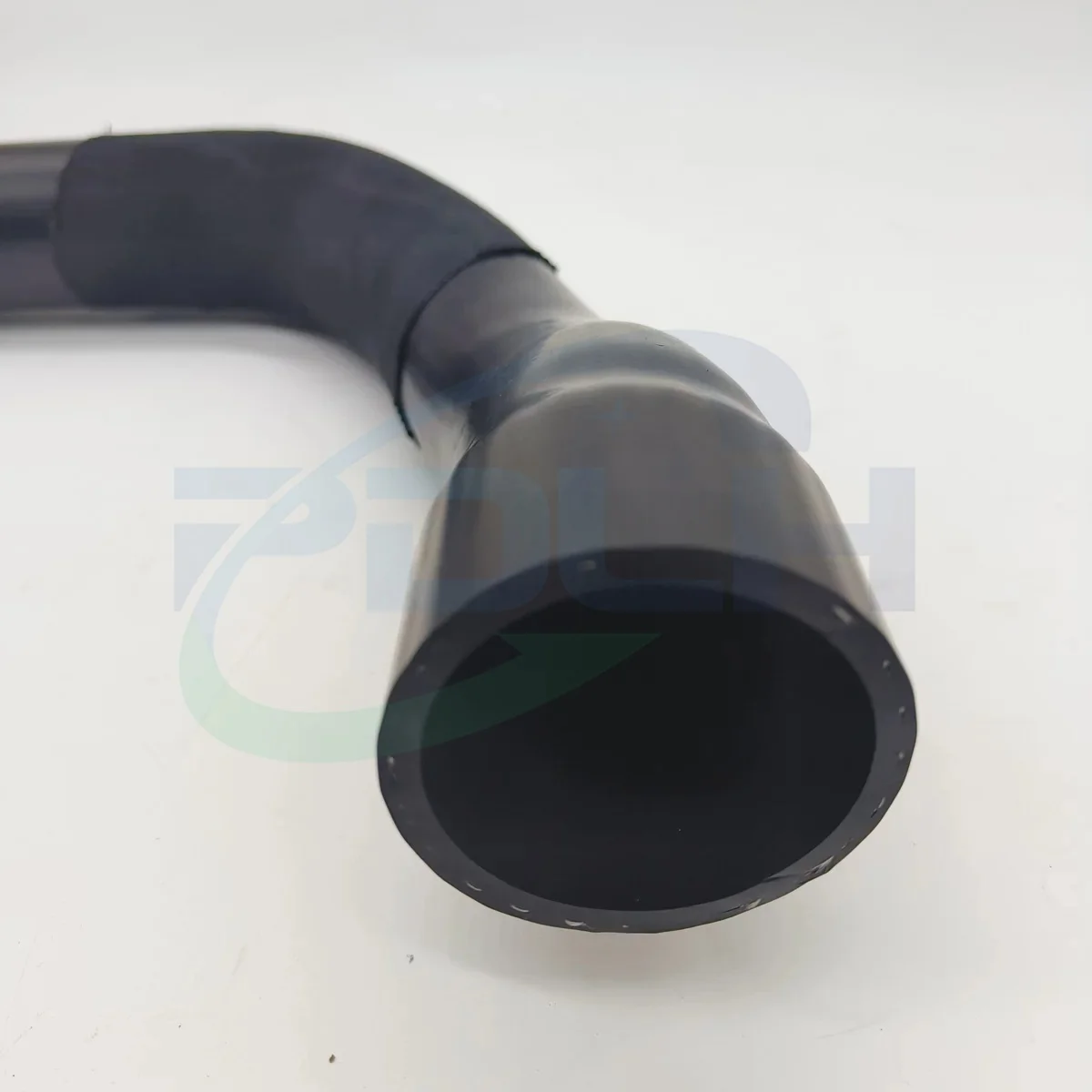Spare Parts for Scania Trucks SCE 2591857 Upper Radiator Hose