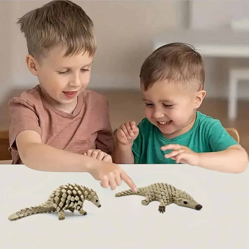 3D Printed Articulated Pangolin Figurine Flexible Joint Desktop Decor Multifunctional Stress Relief Fidget Toy Unique Gift