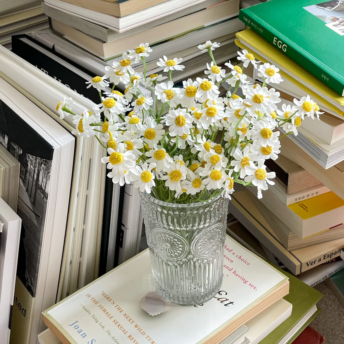 Chamomile, small daisy fake flowers, artificial flowers, living room decoration, photo props