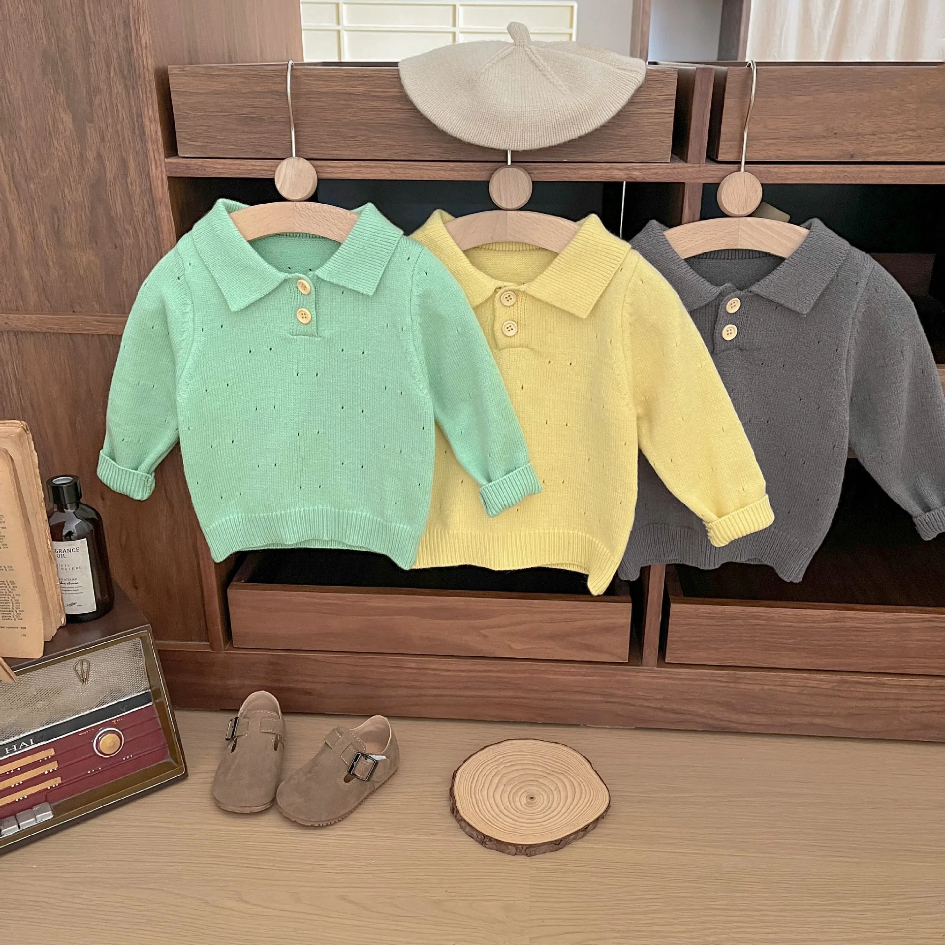 سترة مجوفة بياقة بولو رفيعة ومتعددة الاستخدامات سترة محبوكة كورية فضفاضة غير رسمية لربيع الخريف جديدة عصرية ومريحة