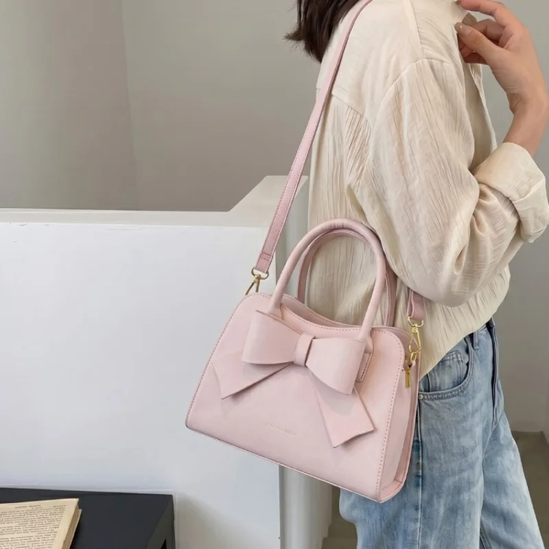 

Trendy Daily Handbag Ladies Simple Casual Structure High End Leather Texture Versatile Shopping Bag