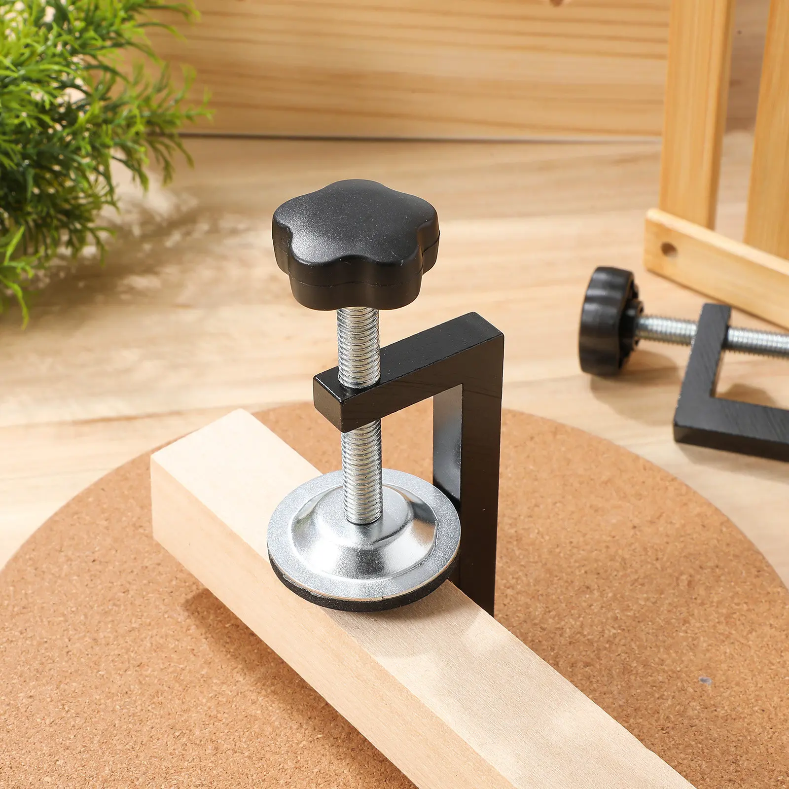 2Pcs Aluminum Alloy G Clamps Woodworking Tools Heavy Duty Hand Clamp for Carpentry Cabinet Drawer Fence Patio Furniture