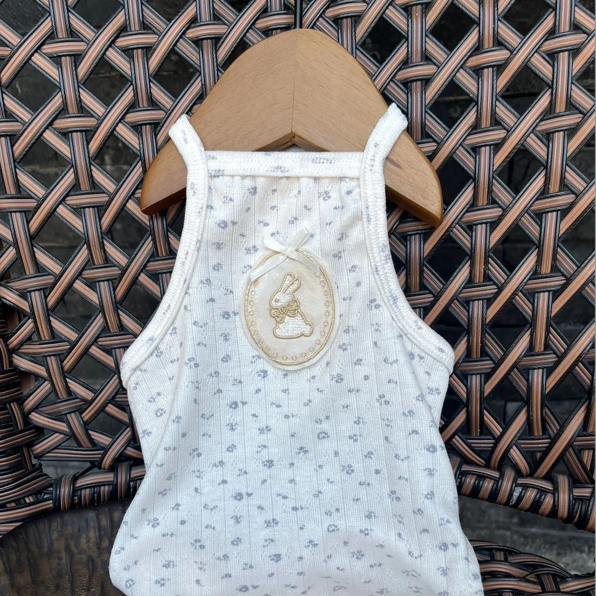Chaleco refrigerante floral con tirantes para perro, primavera/verano