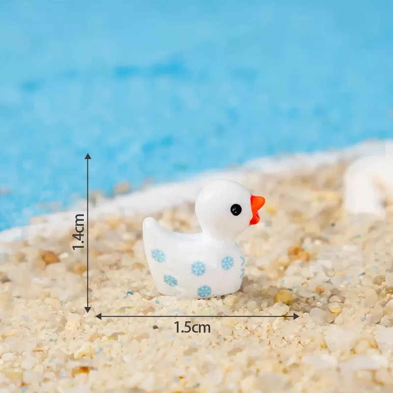 10pcs Mini Ducks Miniature Snowflake Tiny Resin Duck Figures for Winter Christmas Micro Landscaping