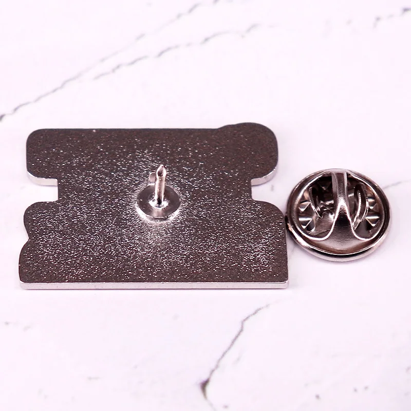 المرأة القوية ليس لديهم الموقف لديهم معايير المينا دبوس الحياة يقتبس شارة بروش