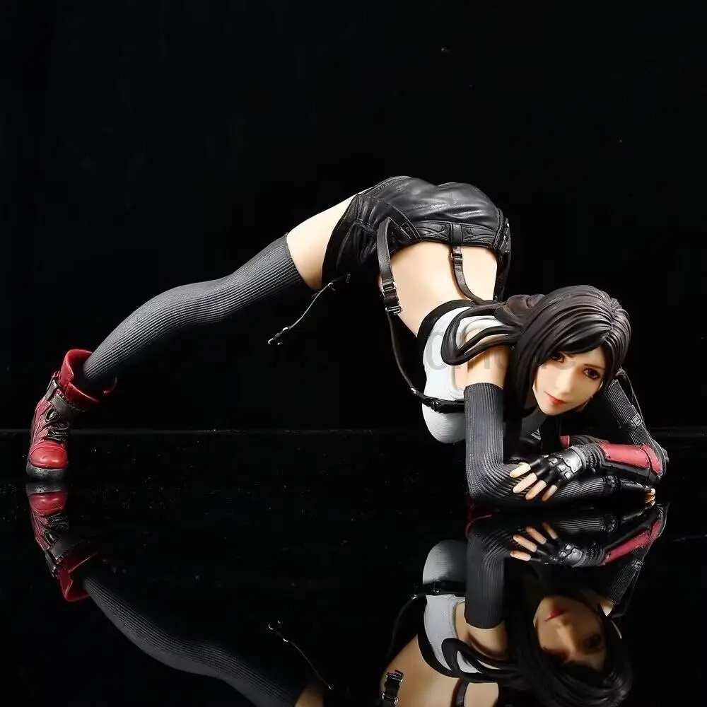 Anime Figures 16cm EA Tifa Lockhart Tifa 1/4 Girls Lying Pose PVC Action Figure Model Toys Sexy Figure Desktop Ornament Present