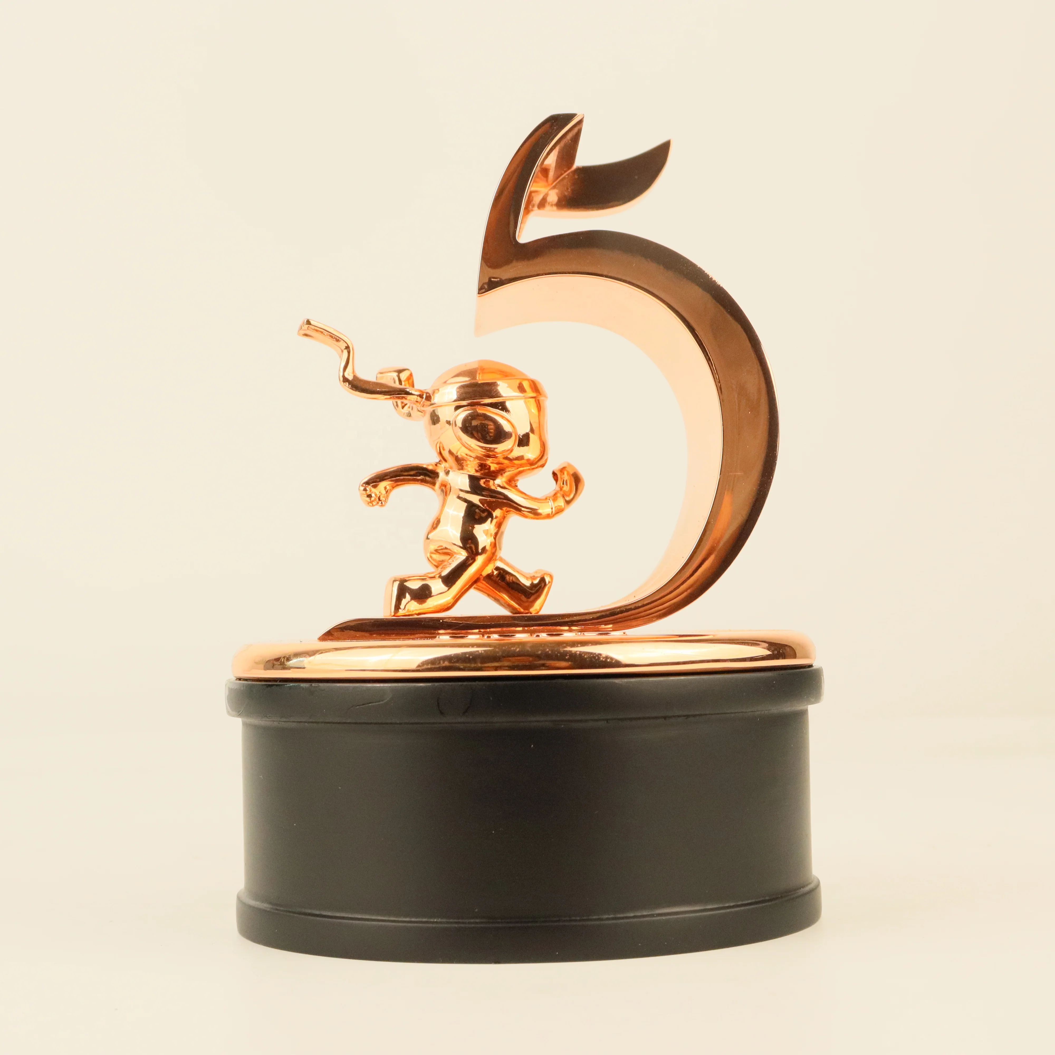 3D Laser Cardboard Adhesive Trophy Plaques Copper Trophies and Cups Award Trophy Rose Gold Metal Custom 10 Years Anniversary 924