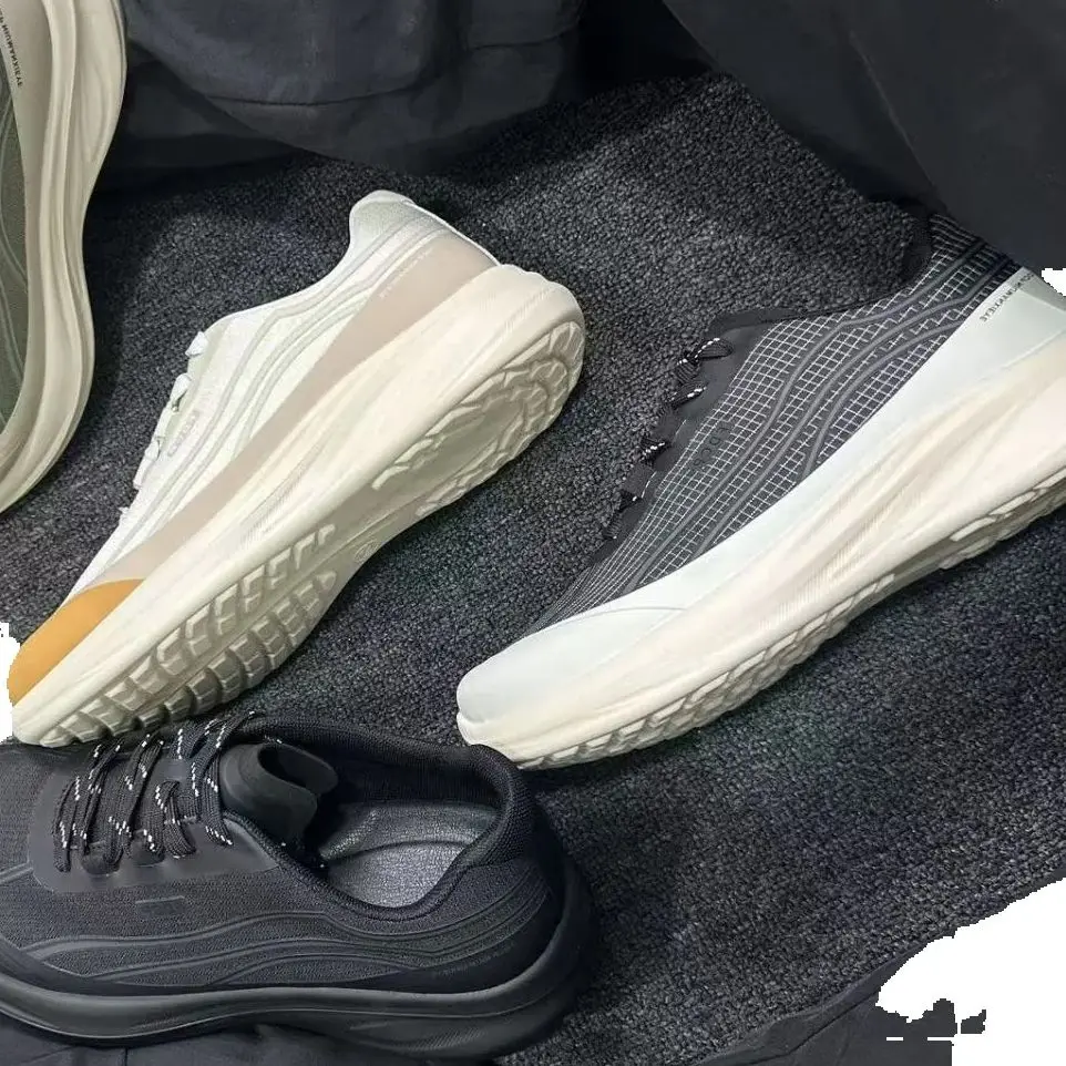 

Hot Men's Women's Lightweight Breathable Outdoor Running Shoes Professional Wide Last Jogging Shoes