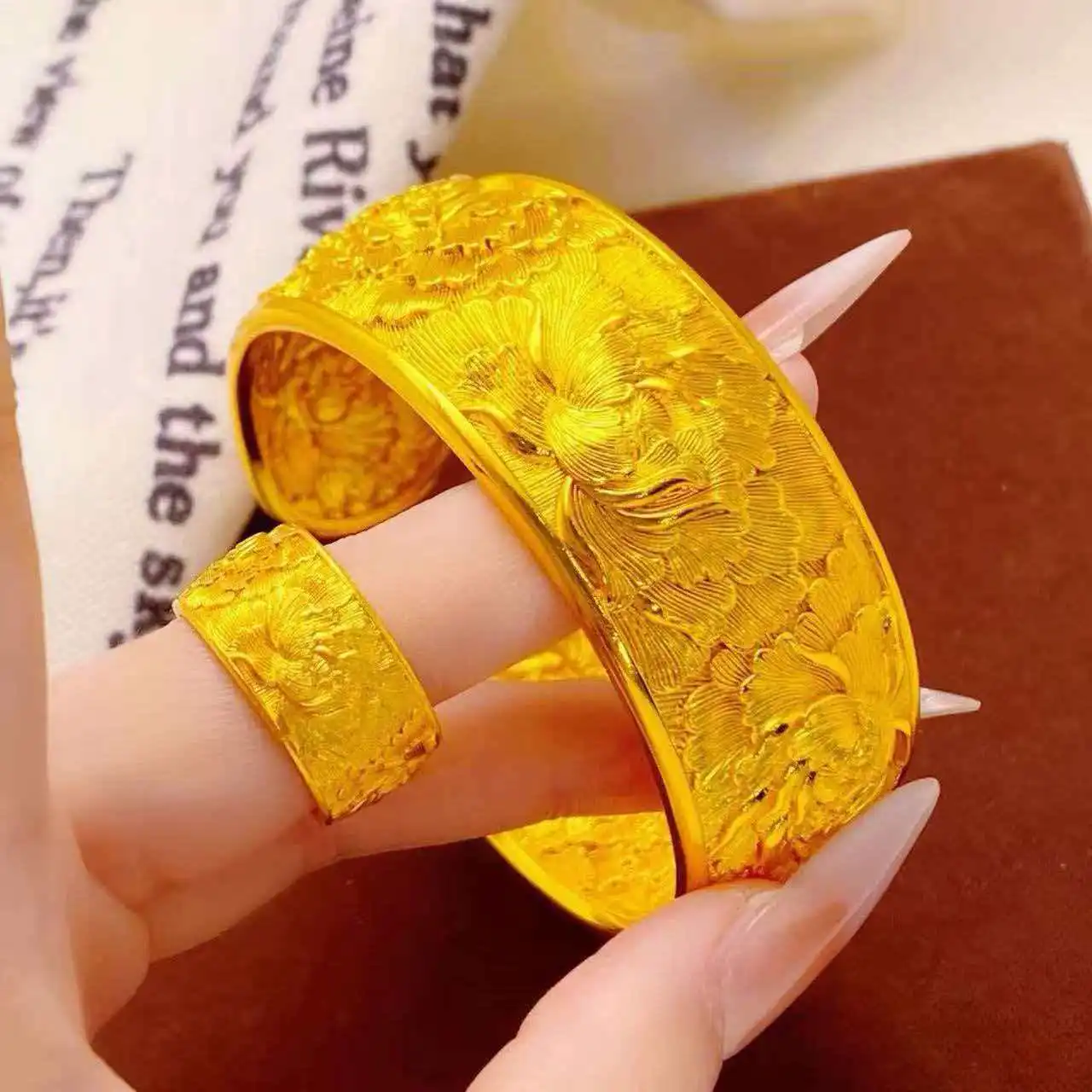 

Peony Wide Open Ring Bracelet Women 24K Gold AU999 Elegant Chinese Style Noble and Temperament