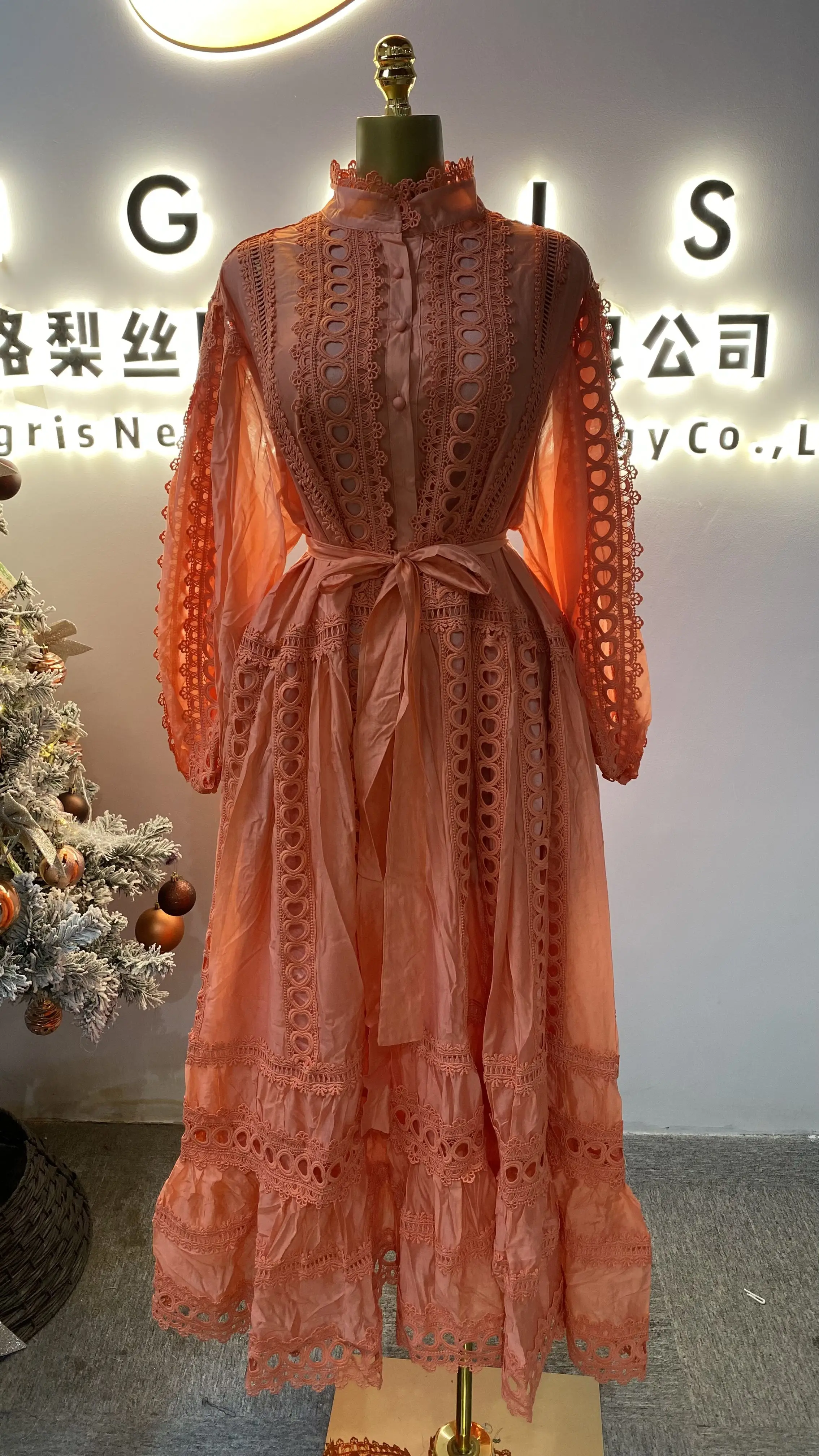 Abito all'uncinetto scavato in stile retrò, abito da donna con maniche a sbuffo a maniche lunghe e patchwork in pizzo con scollo a O-collo-GZXX131