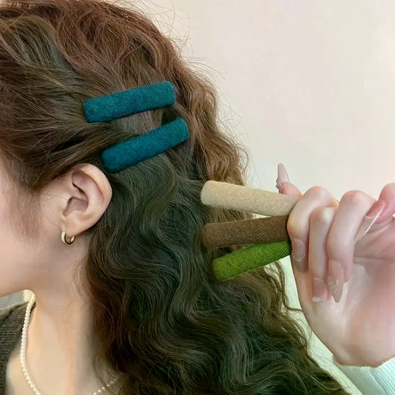 

2Pcs Korean Elegant Woolen Hair Clip Simple Style BB Clip Solid Autumn And Winter Hair Accessories