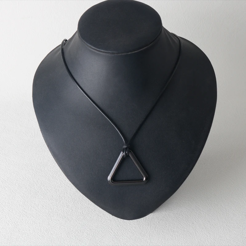 Anime Chainsaw Man Necklace Cosplay Denji Pochita Pendant Jewelry Triangular Pull Ring Prop Choker Leather Chain Accesssories