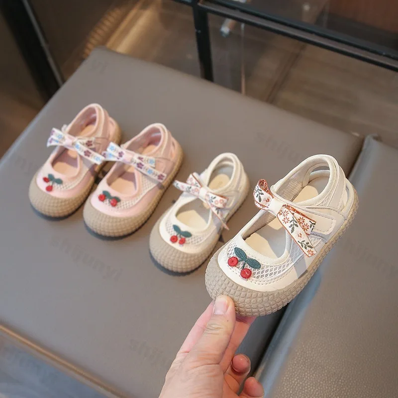 

Baby Girls Sandals Cut-outs Cherry Children Mesh Breathable Casual Shoes 2025 Summer Toddler Kids Princess Shoes Anti Slip Soft